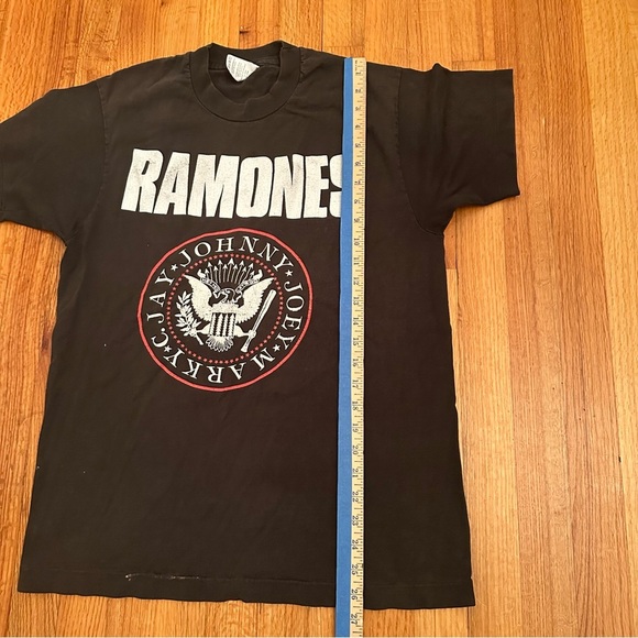 Ramones 1990 American tour shirt Escape from New York L (n3) - Picture 4 of 13
